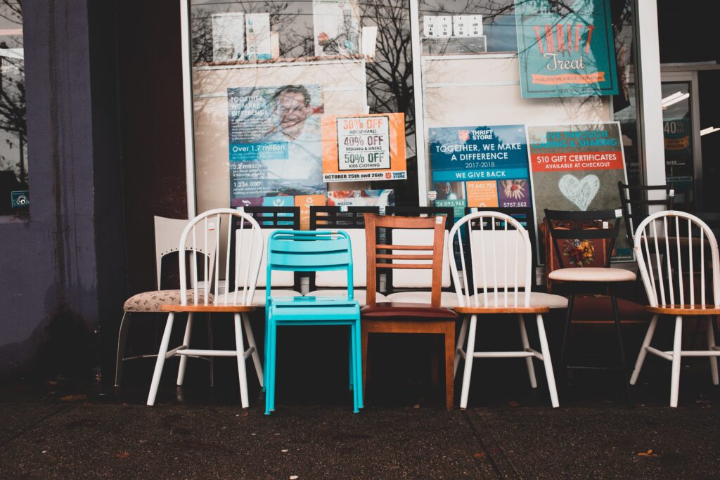 Second Hand chairs